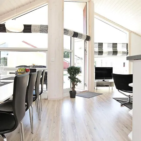 10 Person Holiday Home In Gro Enbrode Großenbrode Extérieur photo